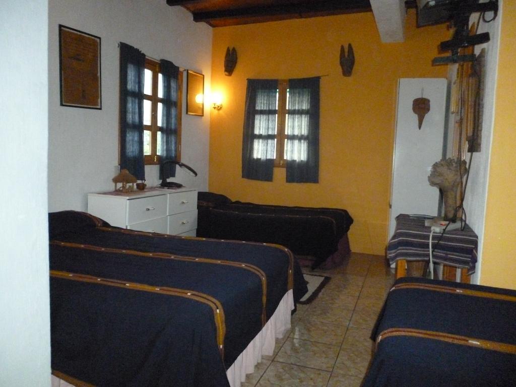 Posada Los Encuentros Panajachel Ruang foto