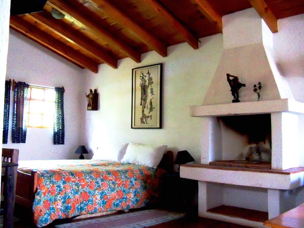 Posada Los Encuentros Panajachel Ruang foto