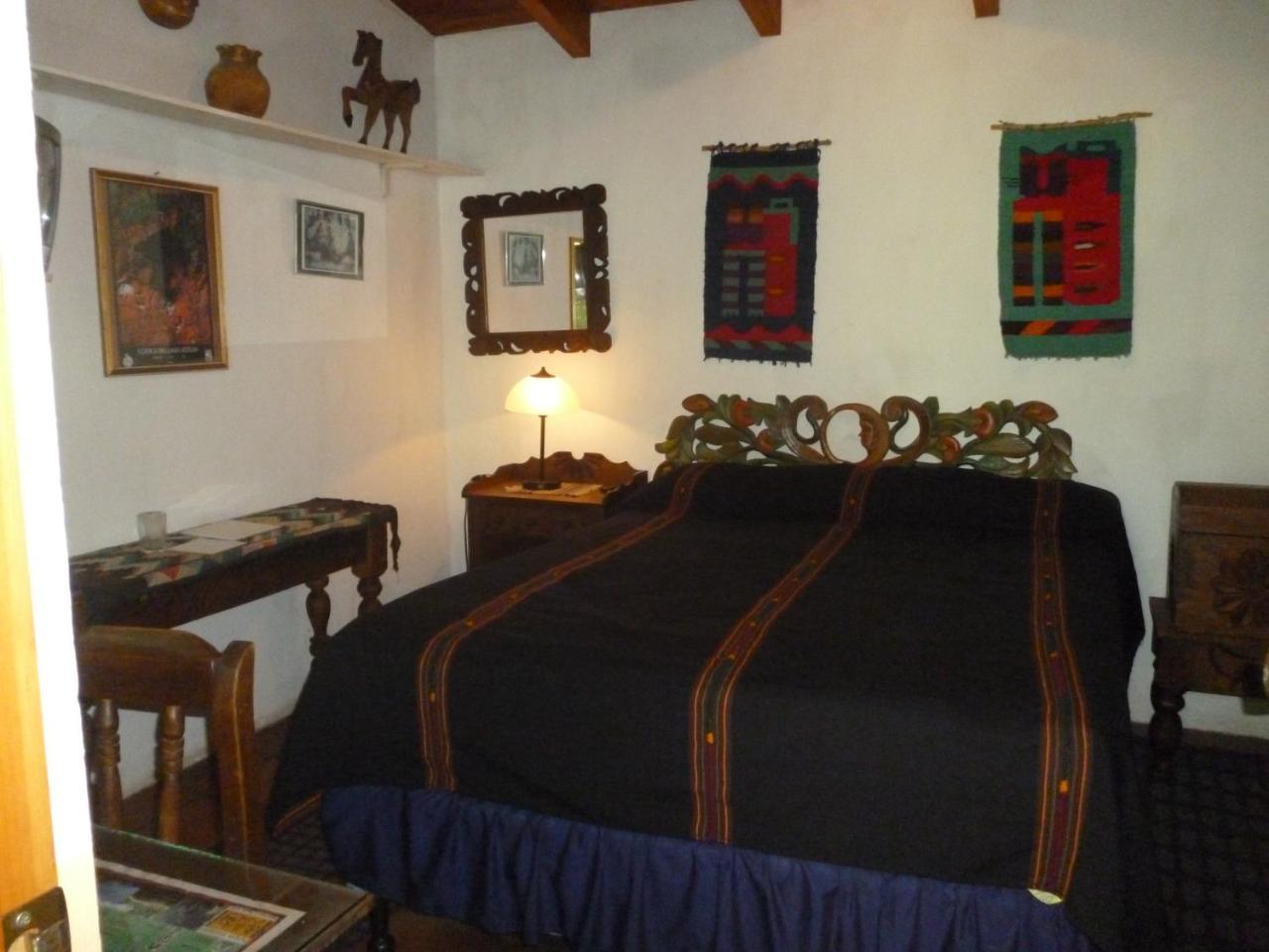 Posada Los Encuentros Panajachel Bagian luar foto